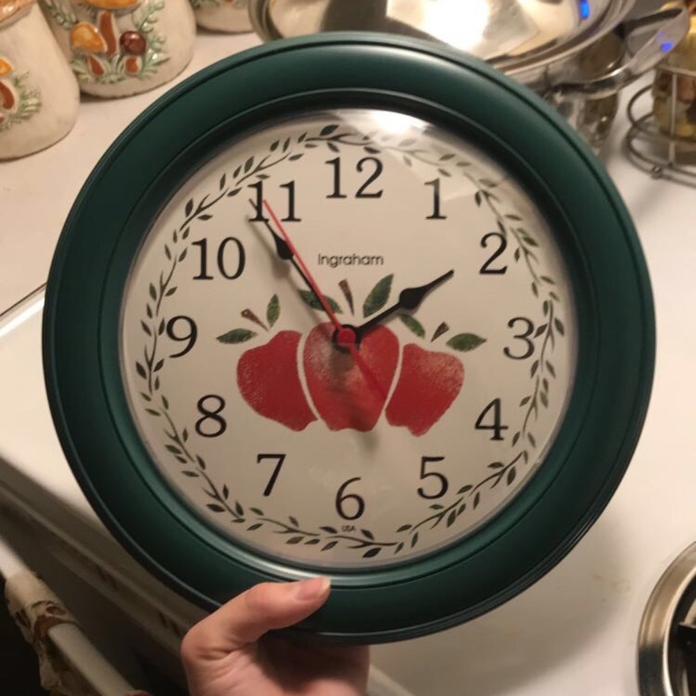 Vintage novelty apple wall clock by Ingraham